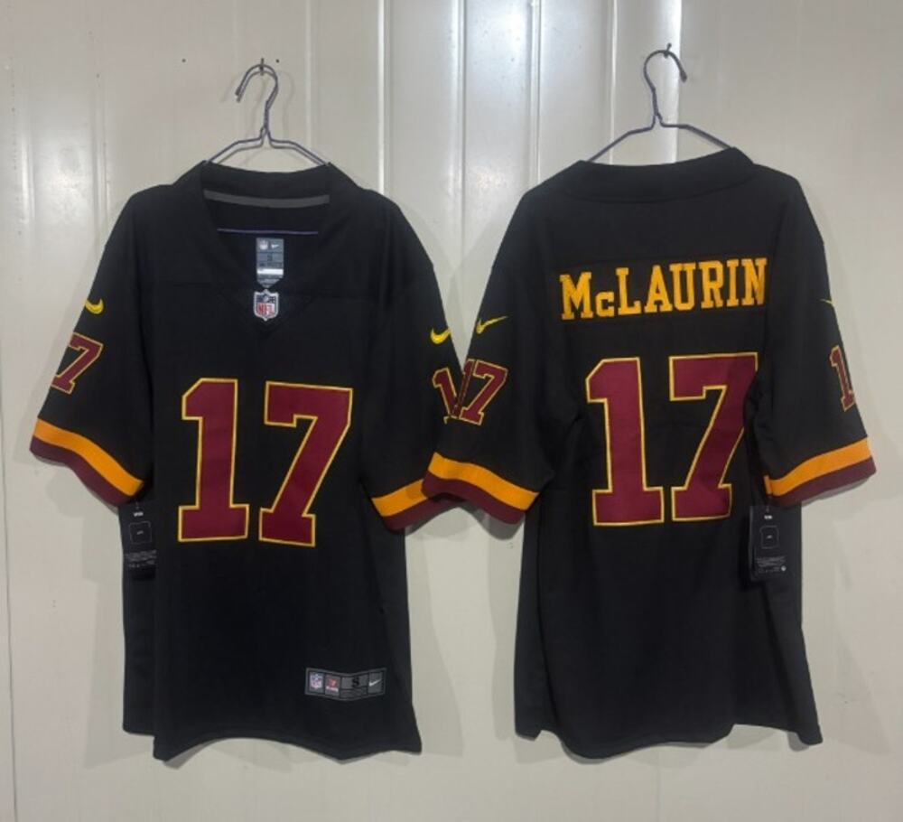 #17 Football Jersey NWT Mens L-Stitched